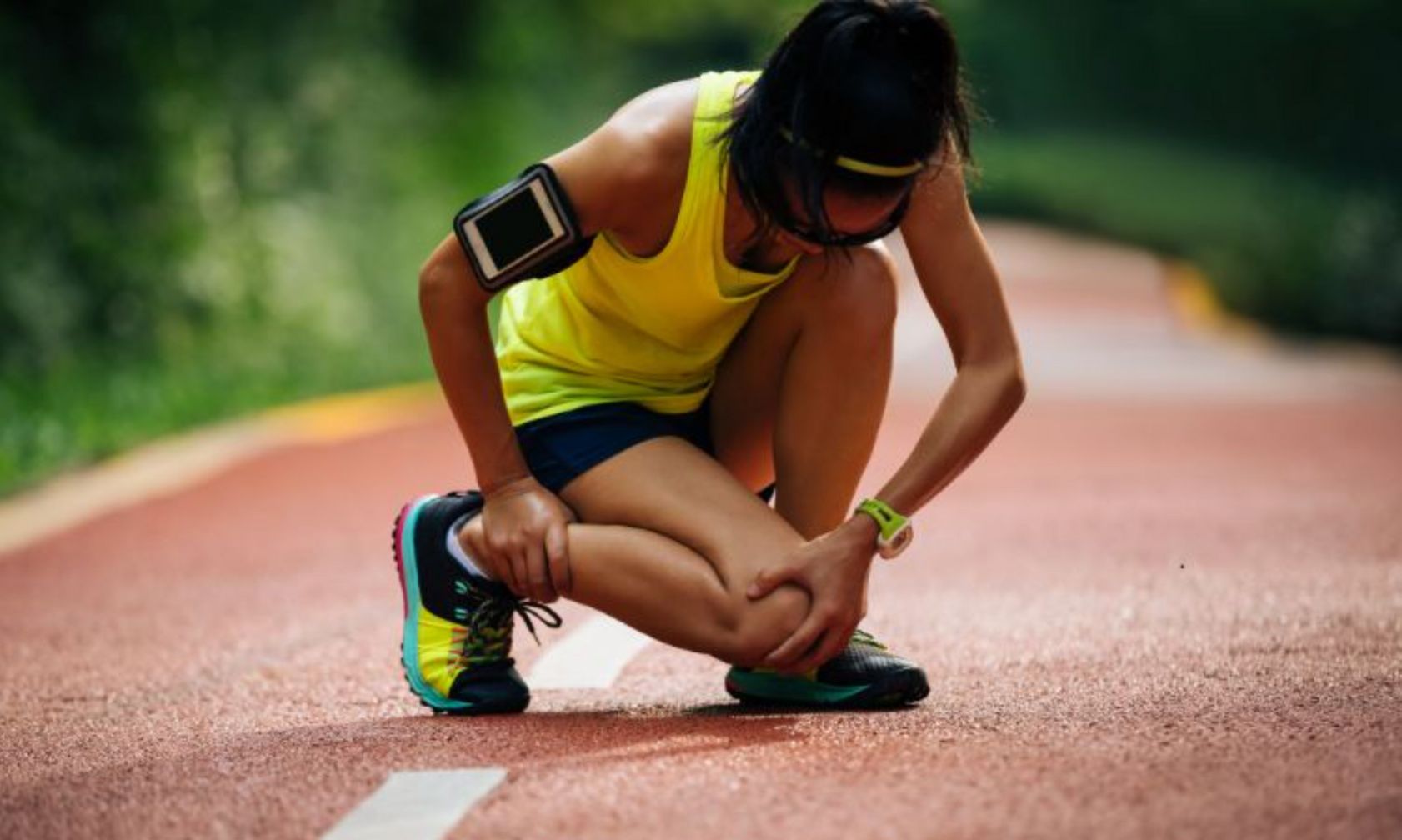 woman overextended during running